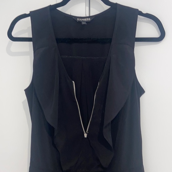 EXPRESS Sleeveless Jumpsuit | Black | Size 4 - Picture 4 of 6